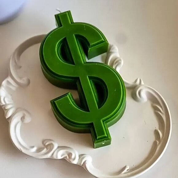 Money on my Mind Manifestation Candle - Picture 1 of 3